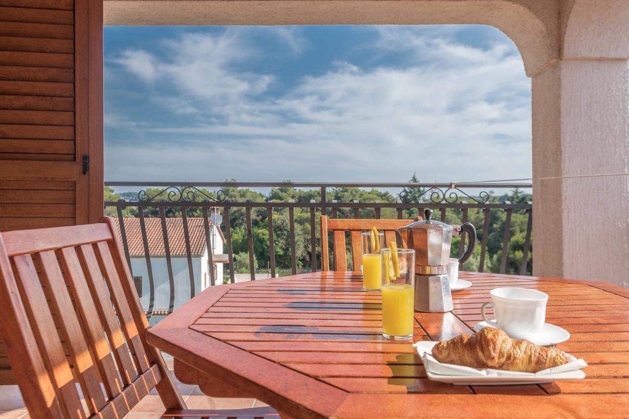 Apartments Villa Tre Marie 로비니 외부 사진