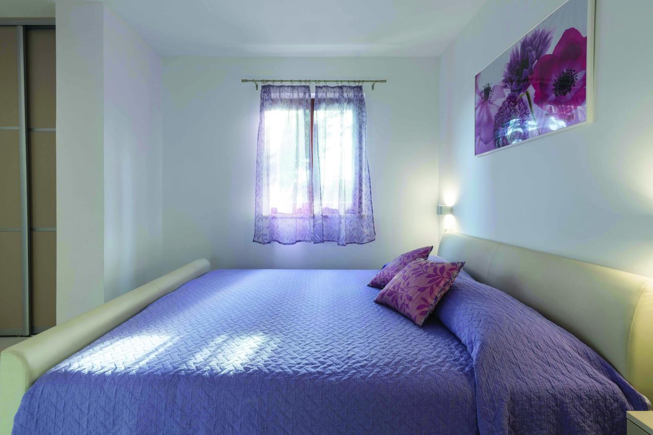 Apartments Villa Tre Marie 로비니 외부 사진