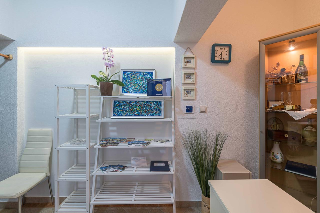 Apartments Villa Tre Marie 로비니 외부 사진