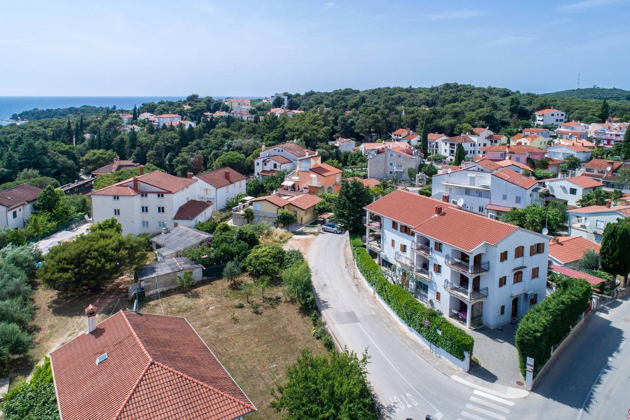 Apartments Villa Tre Marie 로비니 외부 사진